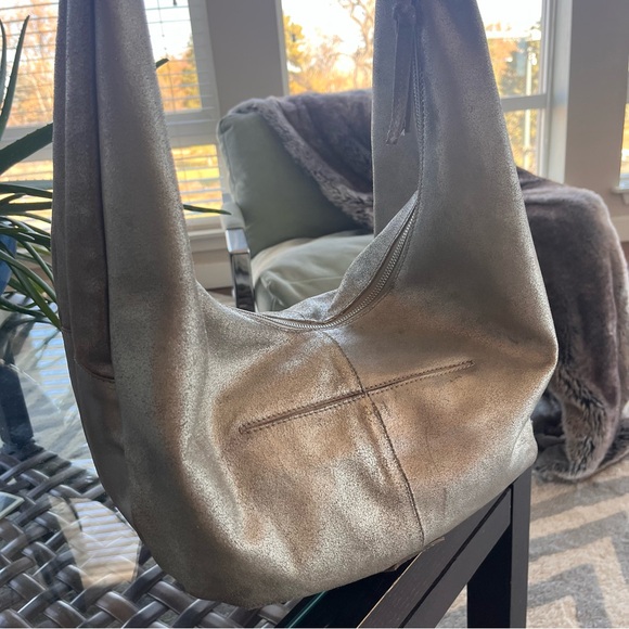 FREE PEOPLE We the Free Sparta Sling Bag. leather. Perf. condition - Picture 11 of 11